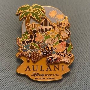 EUC Disney Aulani 2011 Resort & Spa Trading Pin. RARE Hard to find.